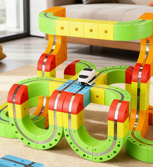 Magnetic Train Track Set | 129 Pieces